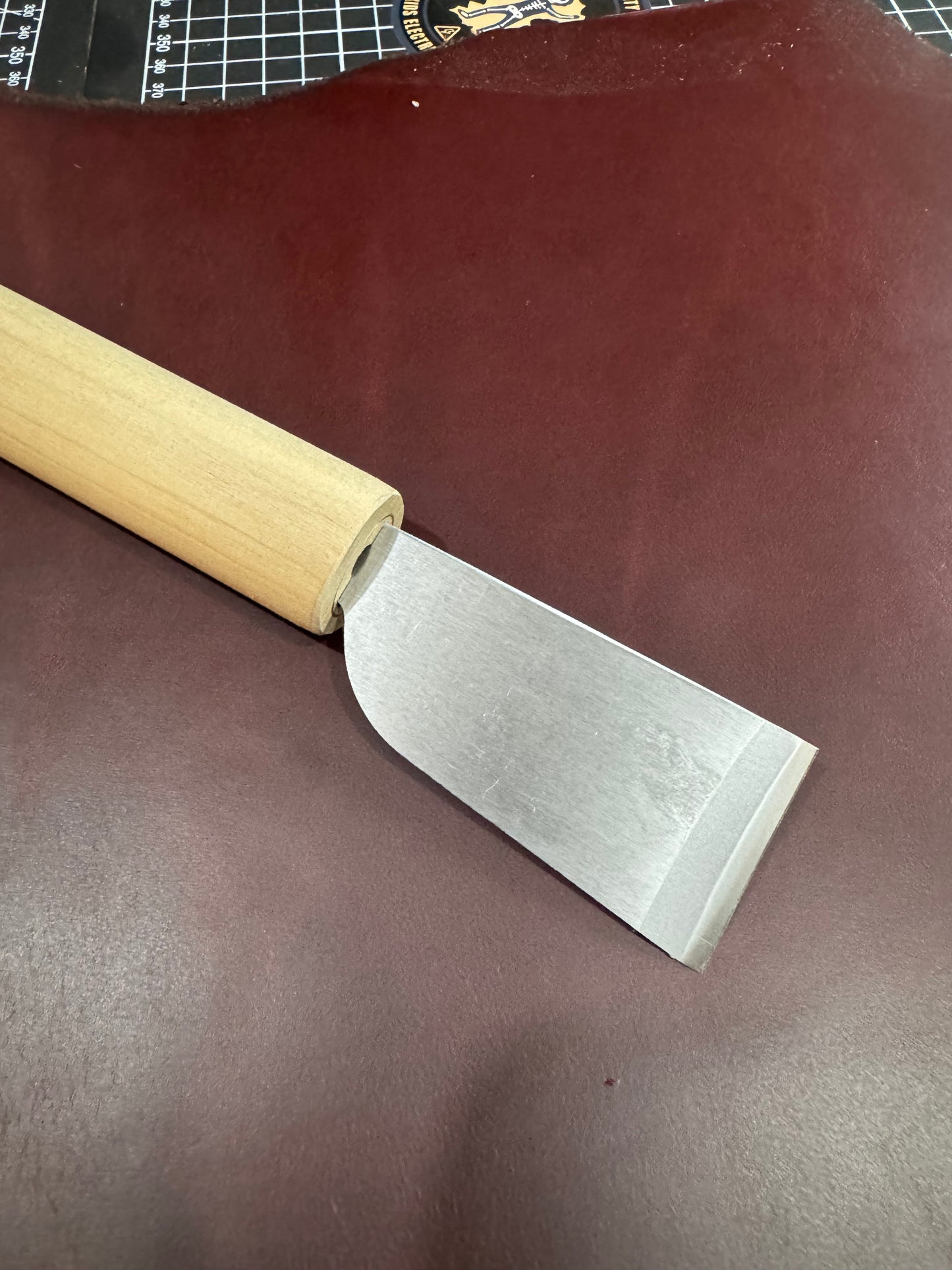 Craft Japan 36mm Straight Skiving Knife