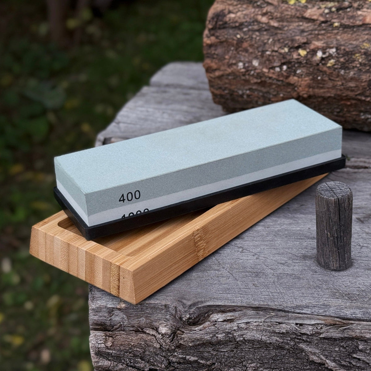 Double-sided #400/#1000 grit sharpening stone with optional wooden stand, photo 1