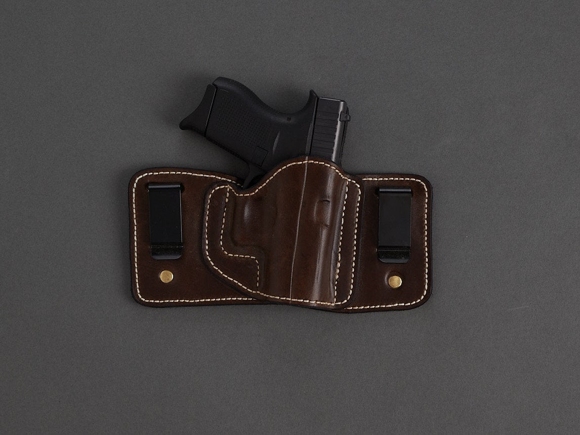 1911 4.25" IWB 2-clip holster pattern — assembled holster view