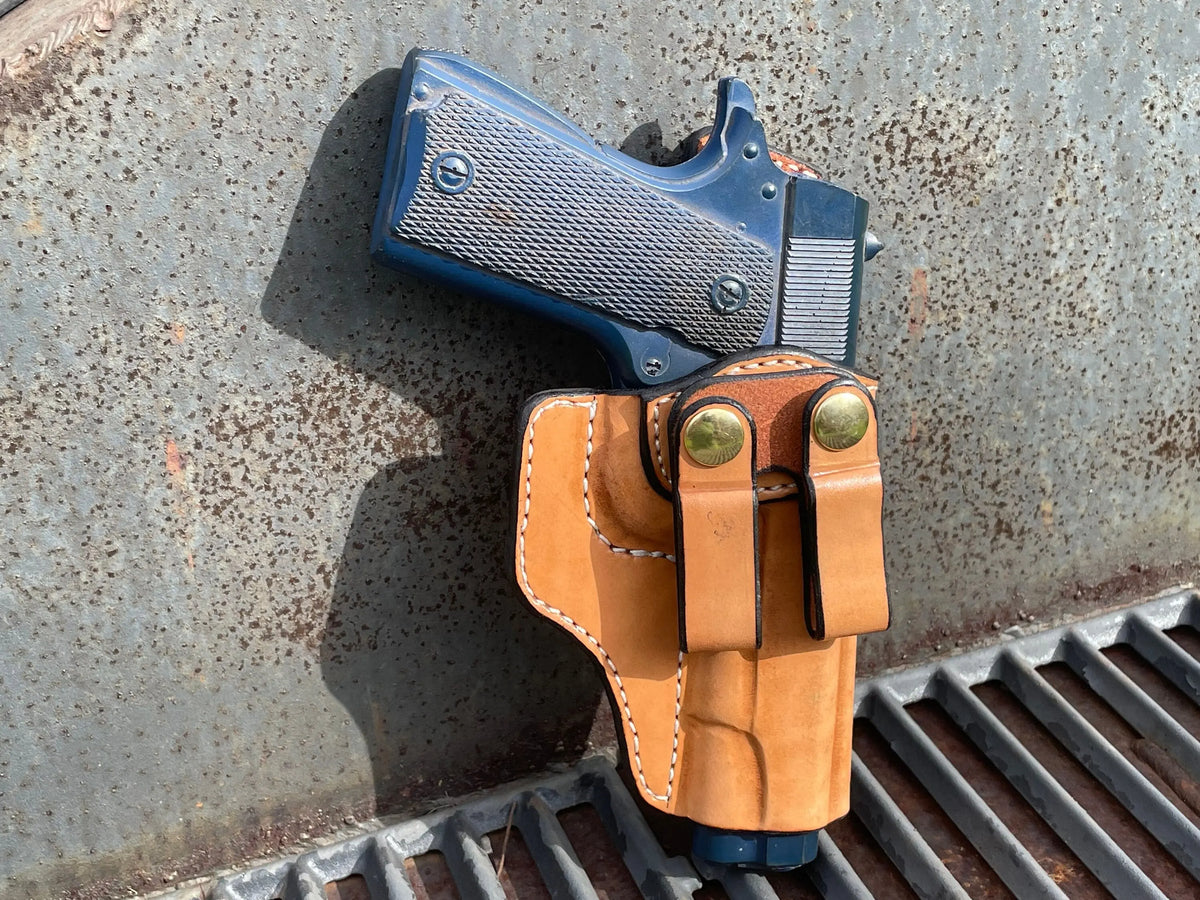 1911 4.25" IWB double loop holster pattern — stitching and detail close-up