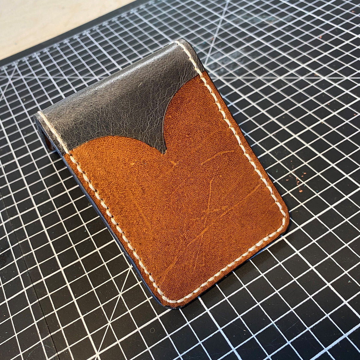 Front Pocket Wallet Pattern — card slot detail