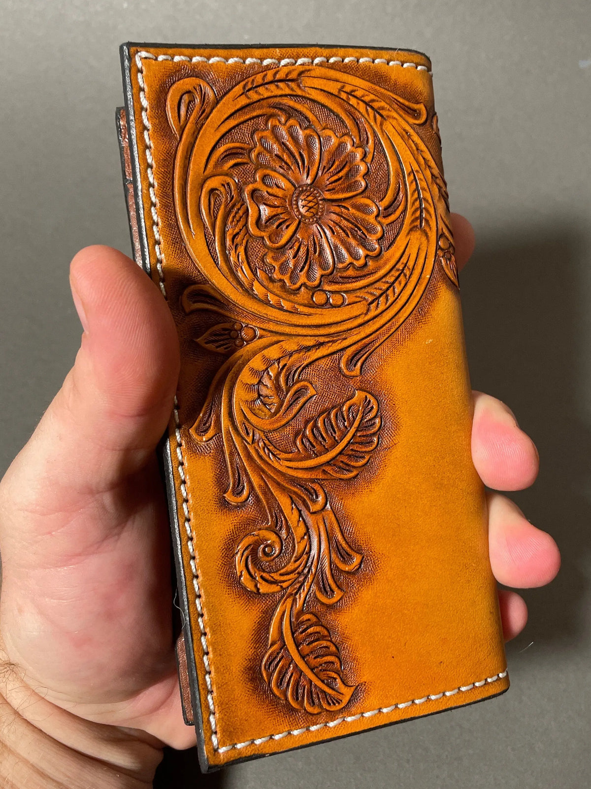 Tan Floral Roper Wallet — back panel view
