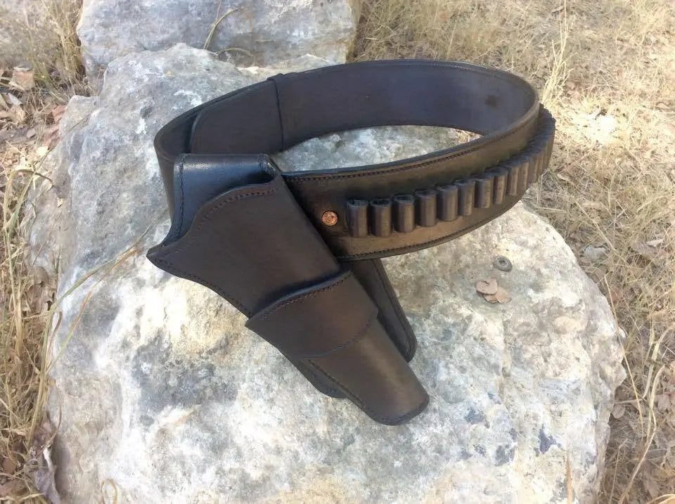 Heritage Rough Rider .22 cross draw paddle holster — assembled view