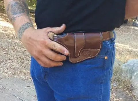 Bond Arms Stinger 22 along-the-belt holster pattern — assembled holster