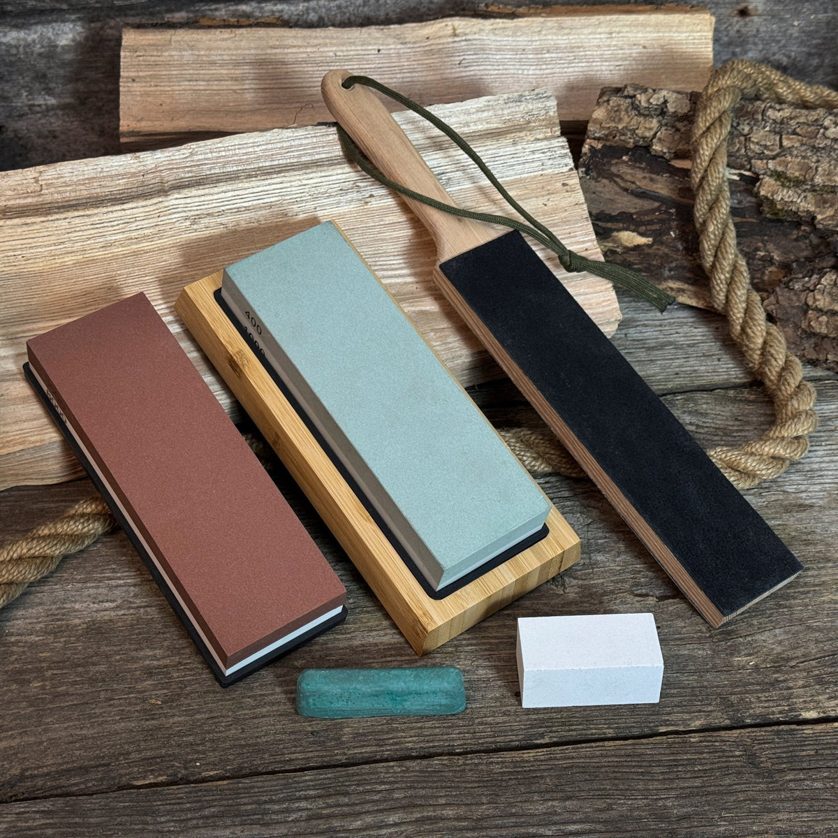 Universal sharpening kit with whetstones, leather strop and polishing compound, photo 1