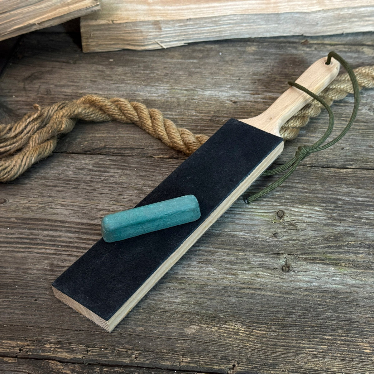 Universal sharpening kit with whetstones, leather strop and polishing compound, photo 4